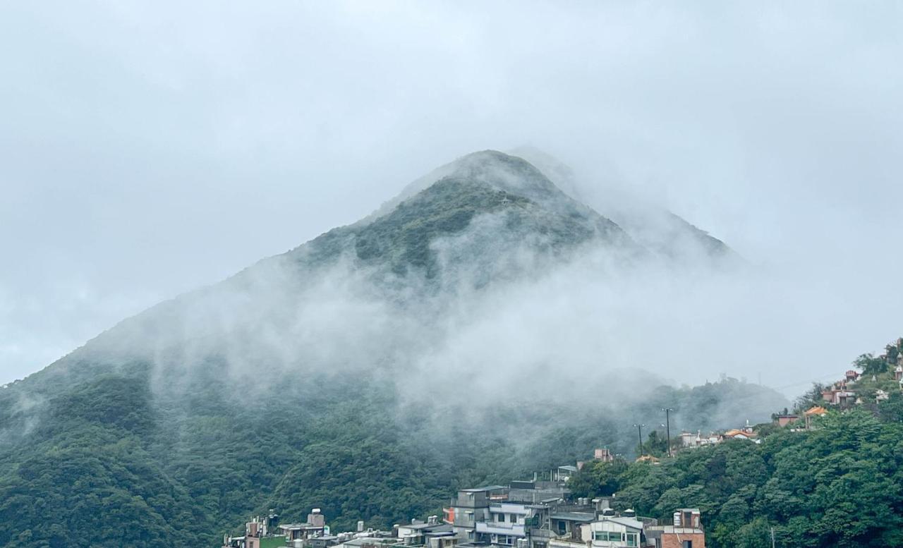 Jiufen Breeze 九份惠風民宿ｌ6人包棟小屋 エクステリア 写真